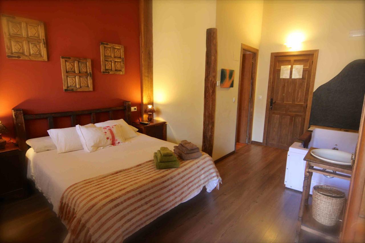 Panzares Casa Senderuelaゲストハウス エクステリア 写真